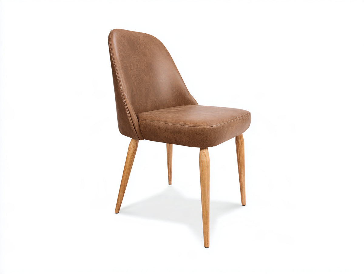 Silla de comedor tapizada en cuero sintético 50x58x88 cm marrón coñac y roble natural - respaldo alto y patas de madera